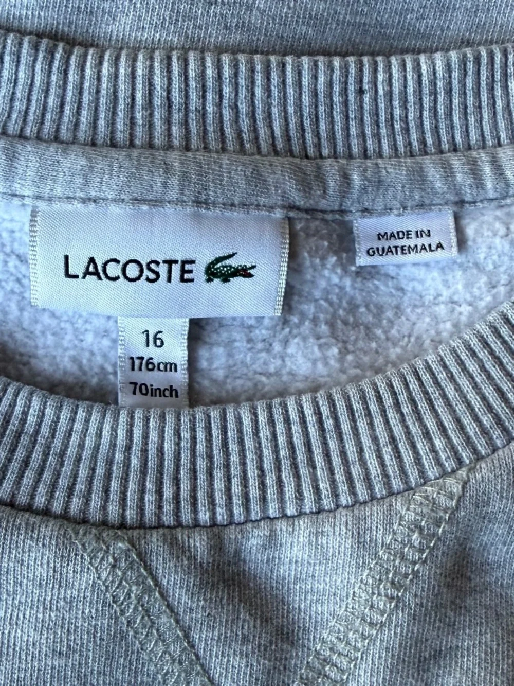LACOSTE KIDS KIDS’ CROCODILE PRINT FLEECE SWEATSHIRT